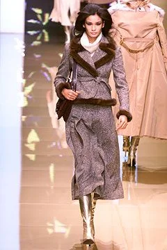 Look 10
